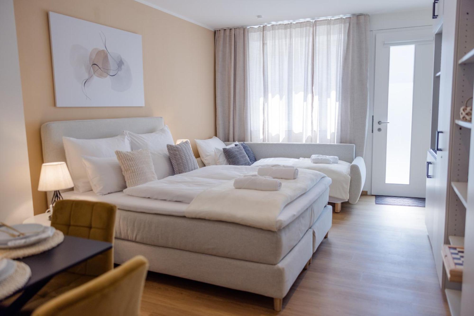Lumen Homes - Altstadt-Studio Direkt Im Zentrum, Kueche, Netflix, Oeffentlicher Parkplatz Ums Eck Ingolstadt Eksteriør billede