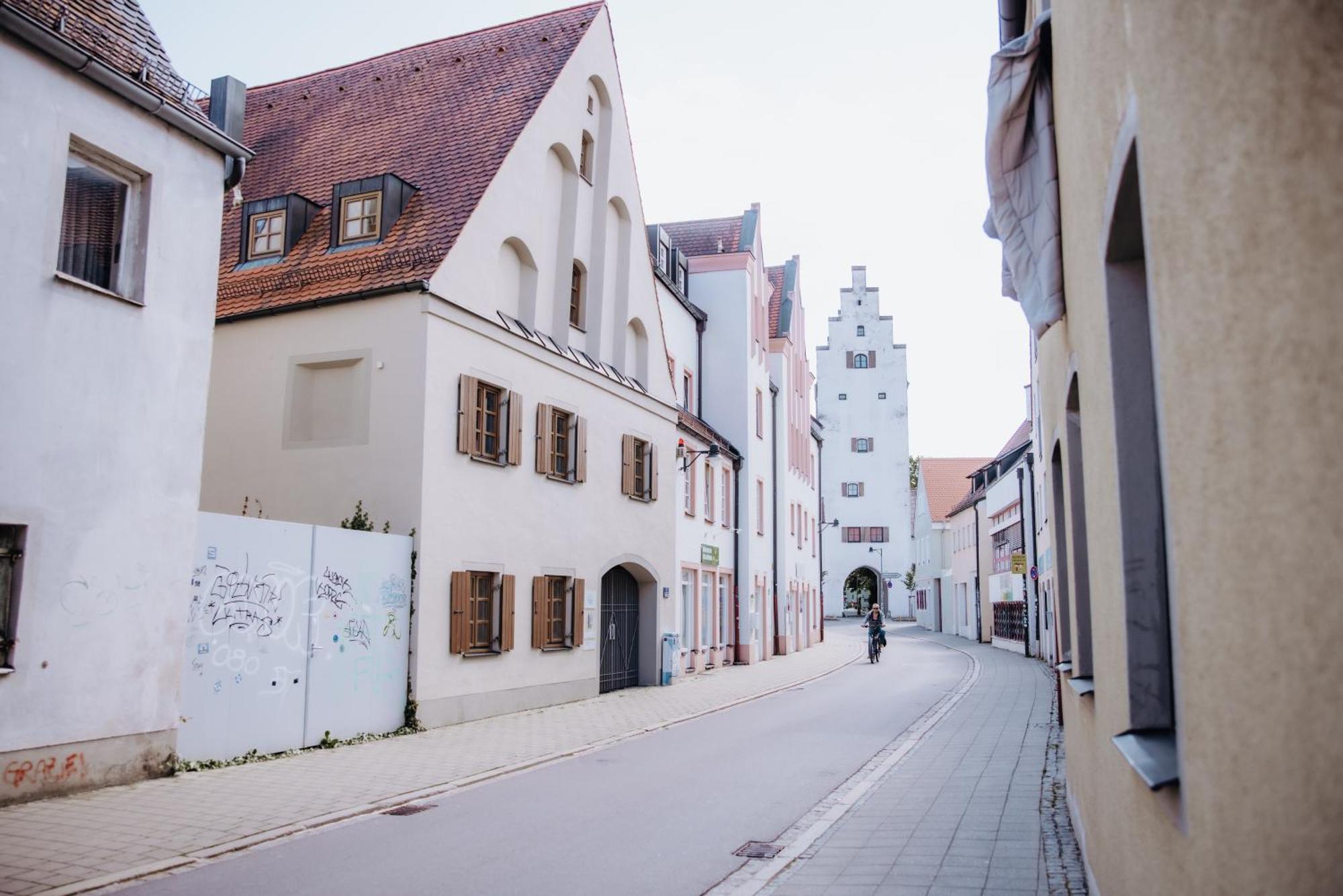 Lumen Homes - Altstadt-Studio Direkt Im Zentrum, Kueche, Netflix, Oeffentlicher Parkplatz Ums Eck Ingolstadt Eksteriør billede